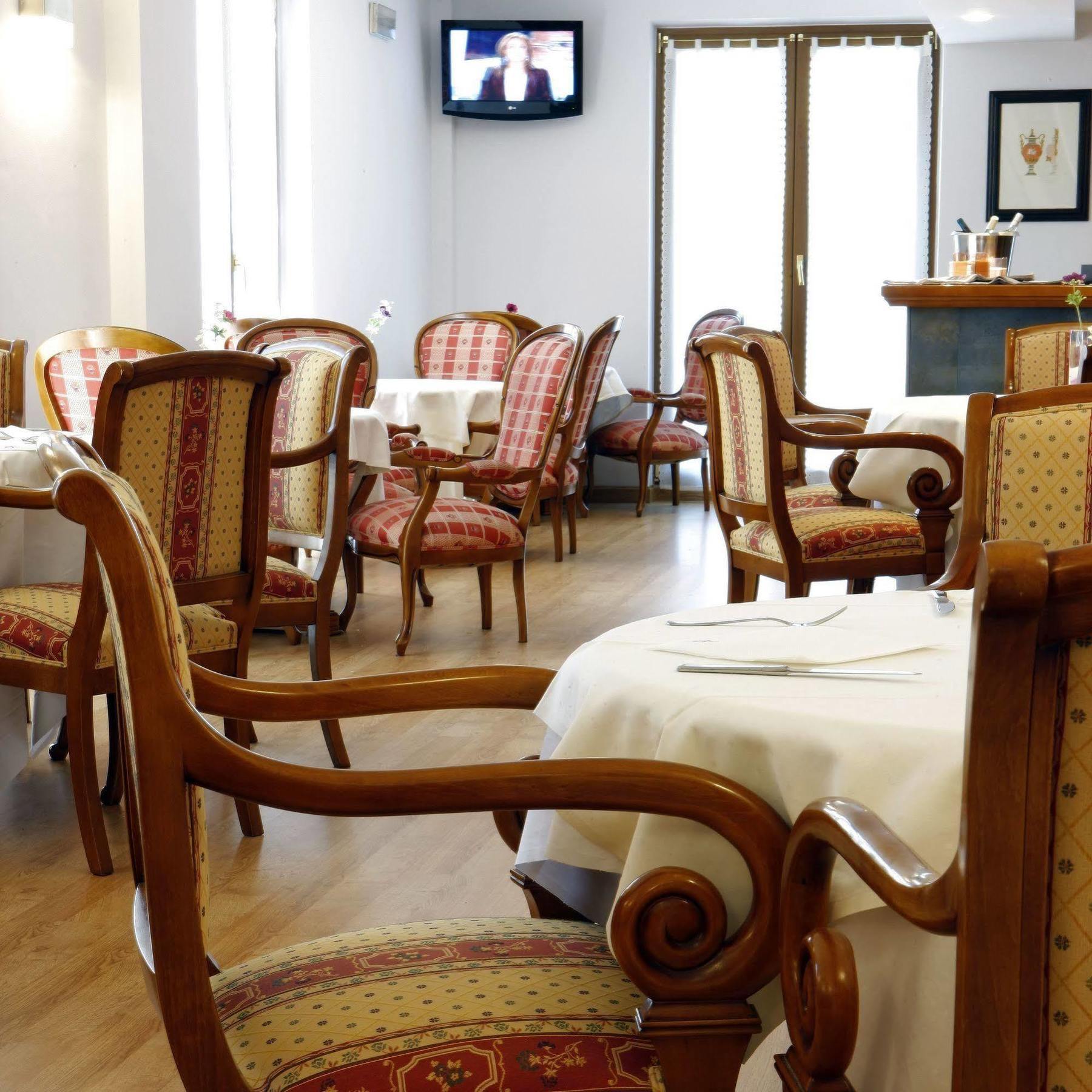 Ayre Hotel Alfonso II Oviédo Restaurant foto